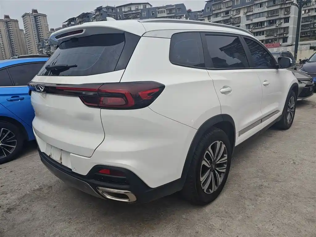 Chery Tiggo 8 2021 — фото 7