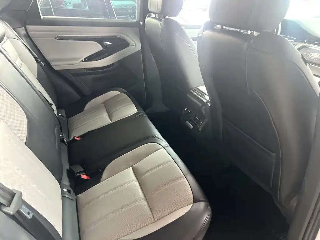 Land Rover Evoque 2020 — фото 7