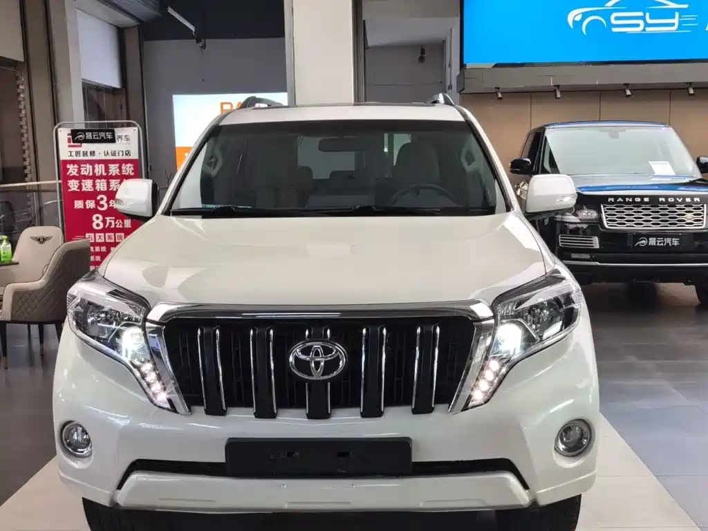 Toyota Prado 2015 — фото 2