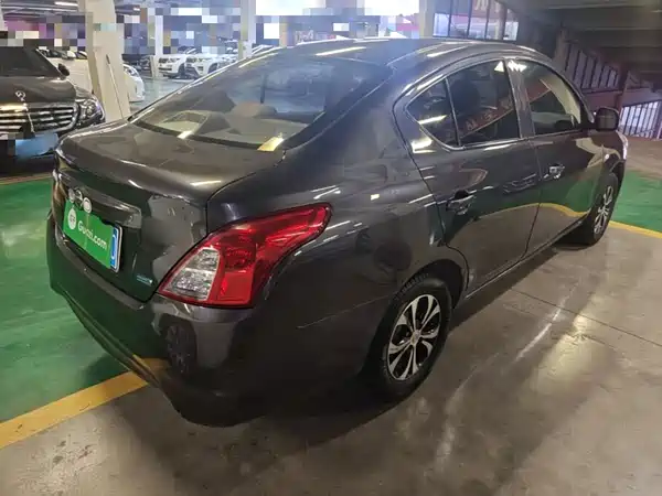 Nissan Sunny 2016