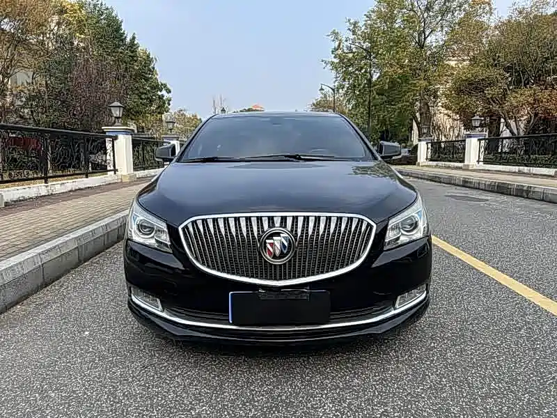 Buick LaCrosse 2013 — фото 2