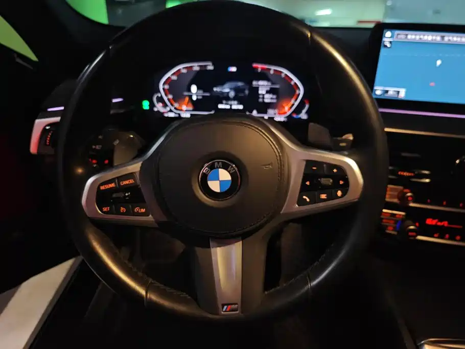 BMW 5 Series 2022 — фото 15