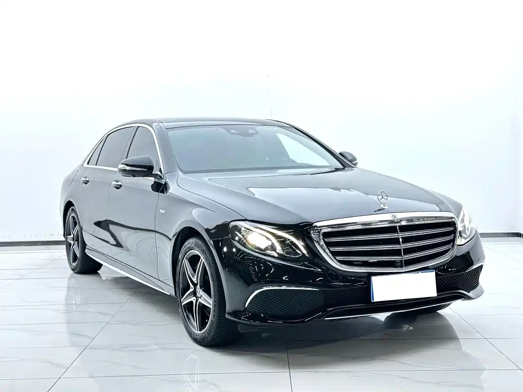 Mercedes-Benz E-Class 2020 — фото 13