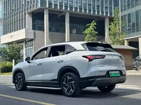 Wuling Starlight S 2025
