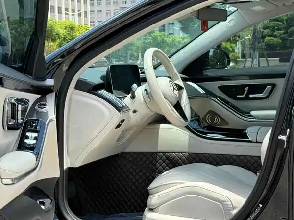 Mercedes-Benz S-Class 2022