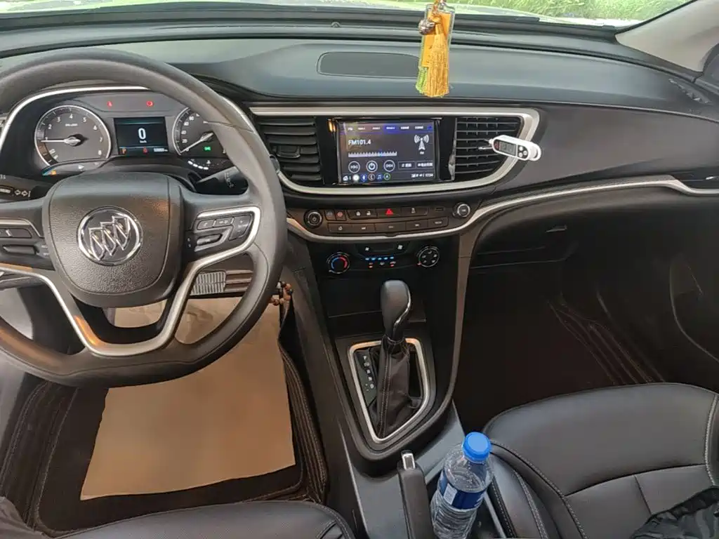 Buick Excelle 2021 — фото 10