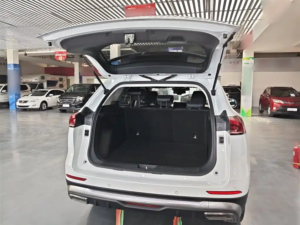 Haval H6 2023 — фото 15