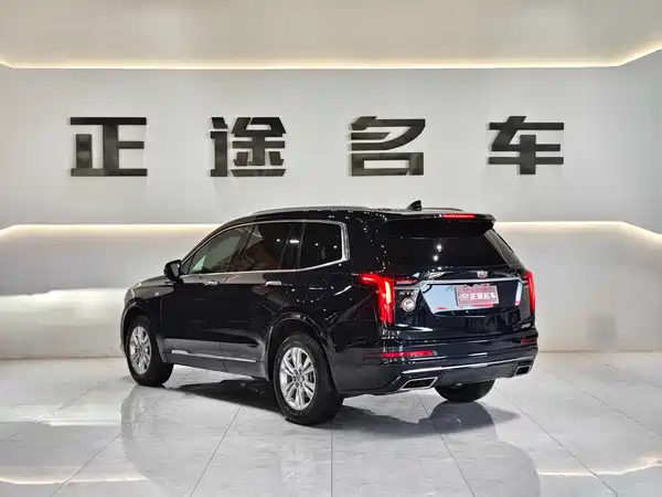 Cadillac XT6 2021