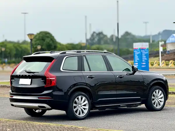 Volvo XC90 2016