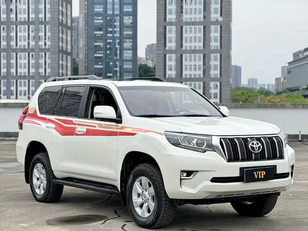 Toyota Prado 2020 — фото 2