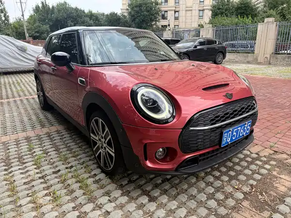 MINI Clubman 2022