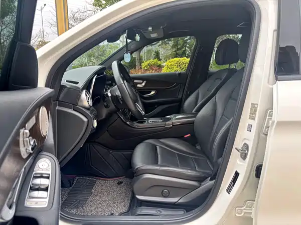 Mercedes-Benz GLC 2020