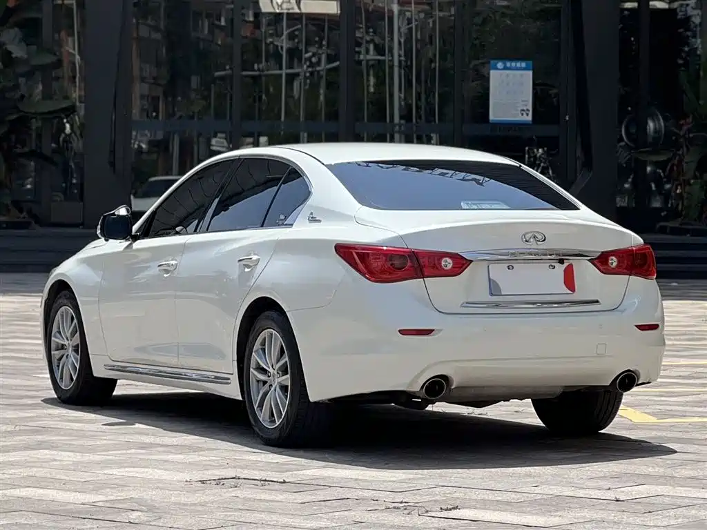 Infiniti Q50L 2018 — фото 4