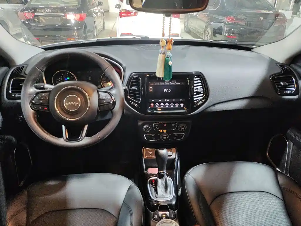 Jeep Compass 2020 — фото 6