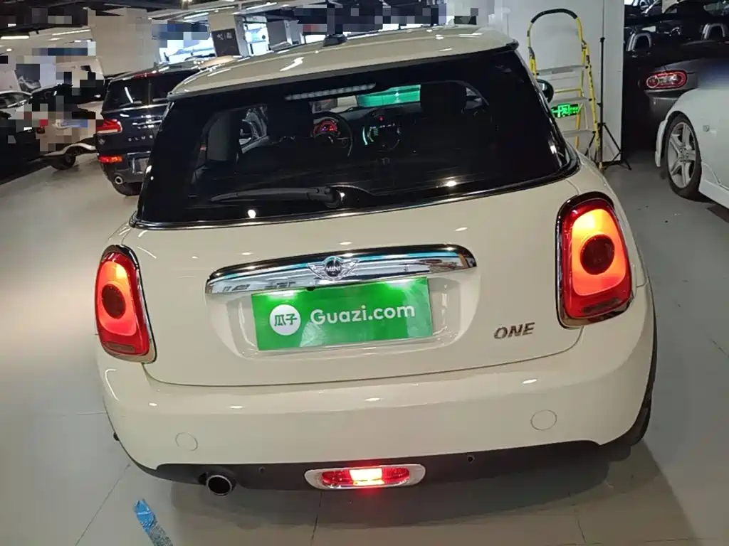 MINI Mini 2018
