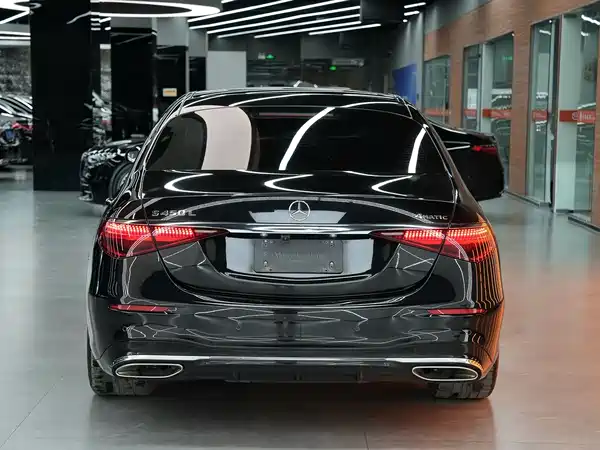 Mercedes-Benz S-Class 2021