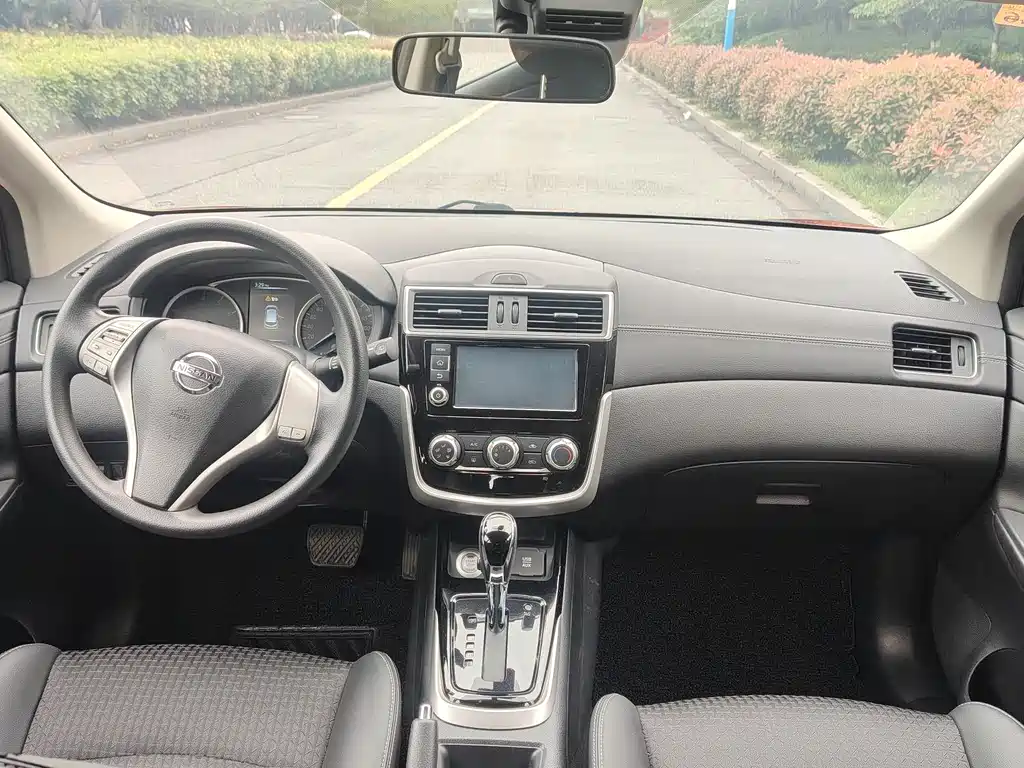 Nissan Tiida 2019 — фото 12