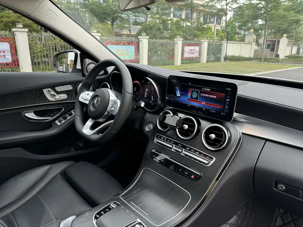 Mercedes-Benz C-Class 2020 — фото 25