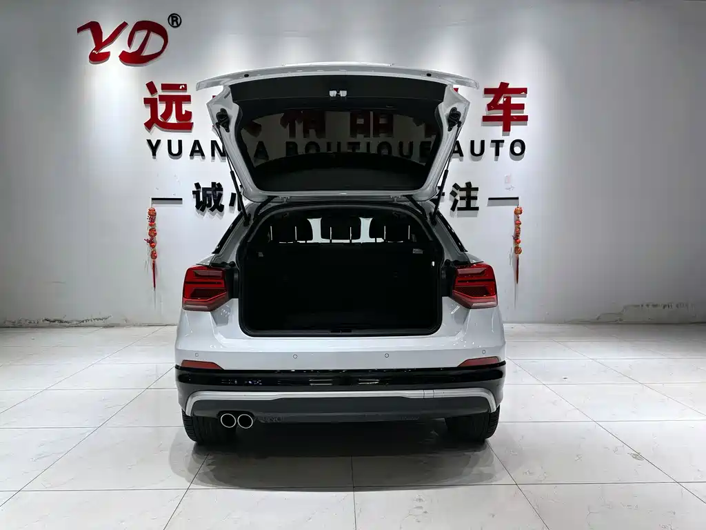 Audi Q2L 2020 — фото 18