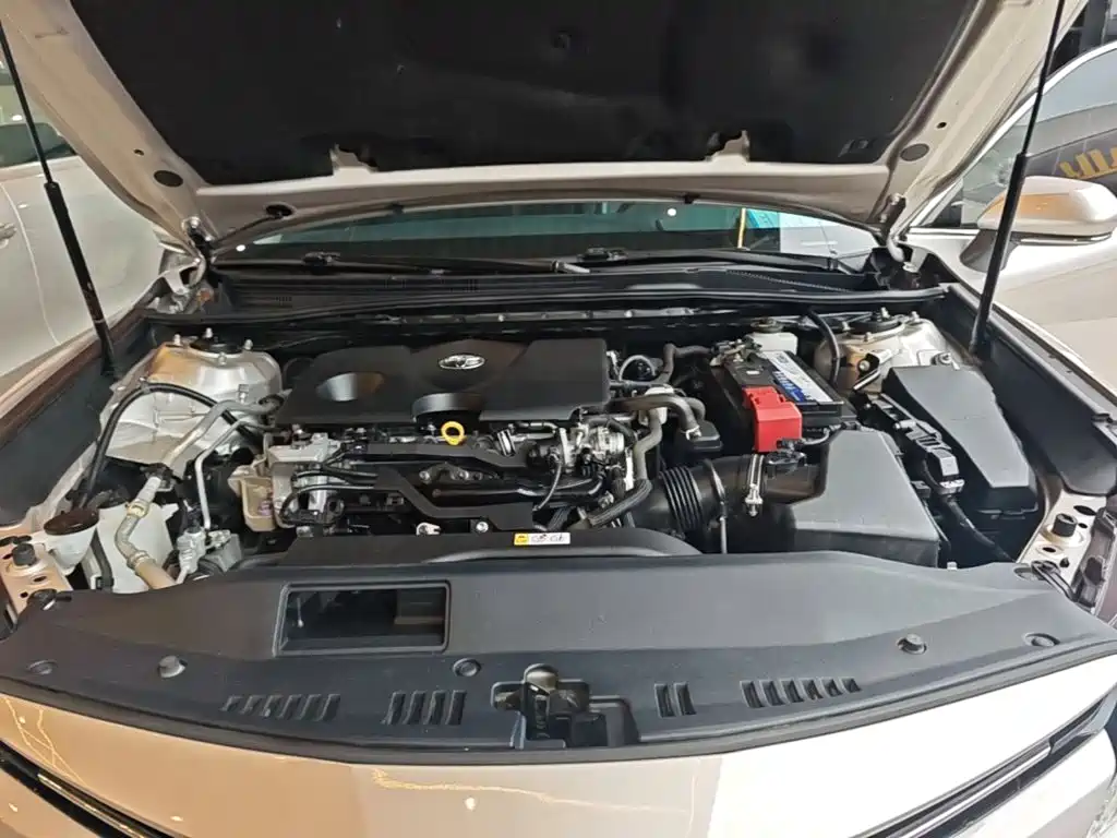 Toyota Camry 2020 — фото 16