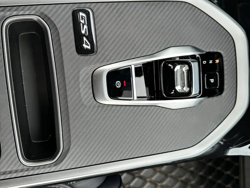 GAC Trumpchi GS4 2023 — фото 15