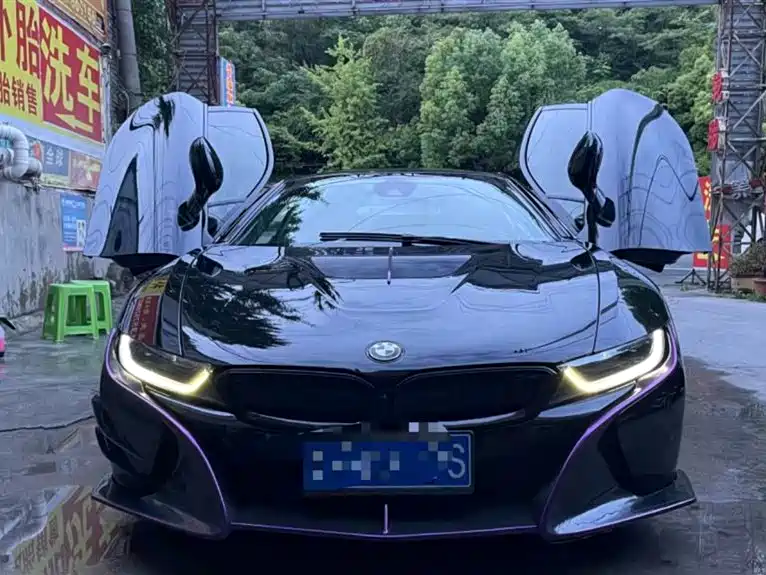 BMW i8 2017 — фото 4