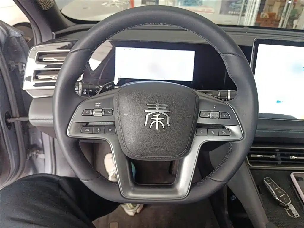BYD Qin L 2025 — фото 11