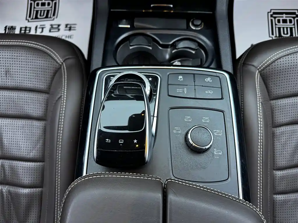 Mercedes-Benz GLS AMG 2016 — фото 15