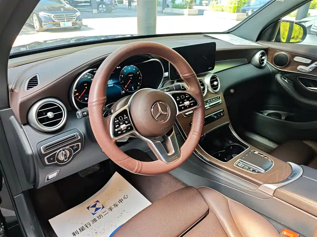 Mercedes-Benz GLC 2020 — фото 9