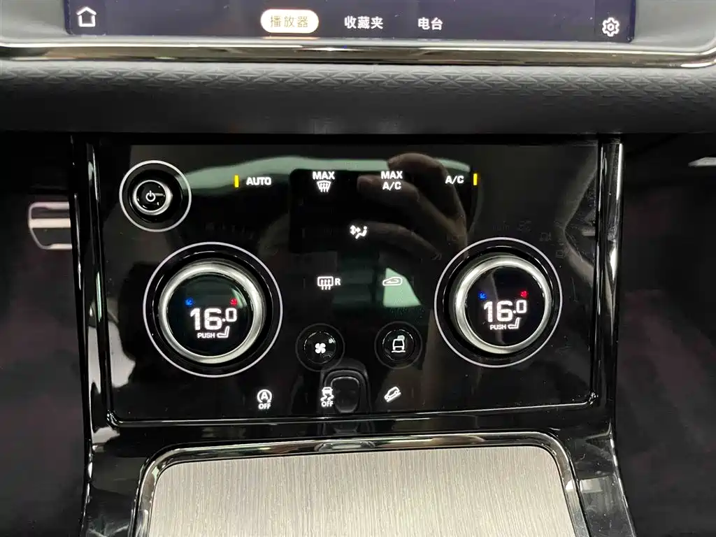 Land Rover Evoque 2022 — фото 5