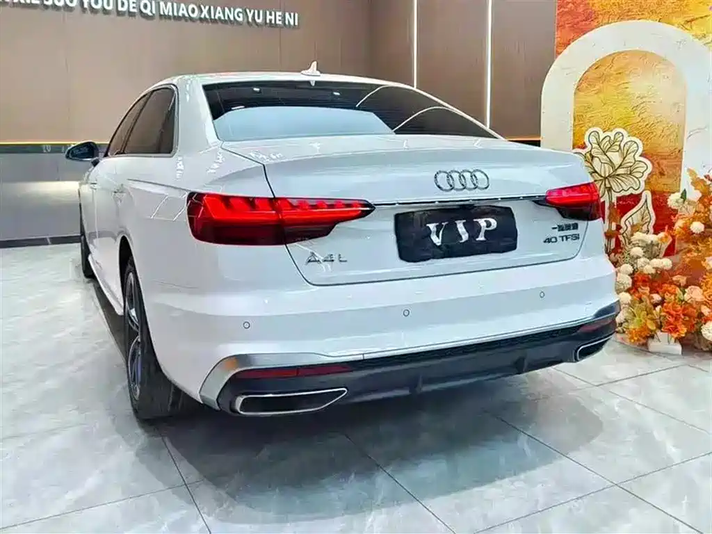 Audi A4L 2020 — фото 9