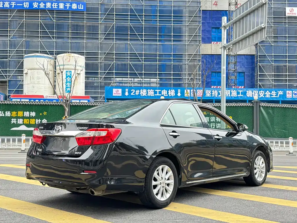 Toyota Camry 2012 — фото 7