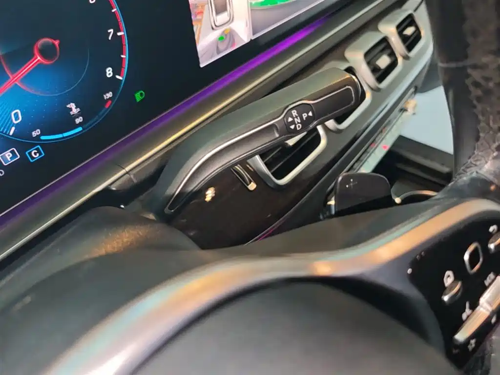 Mercedes-Benz GLE 2020 — фото 14