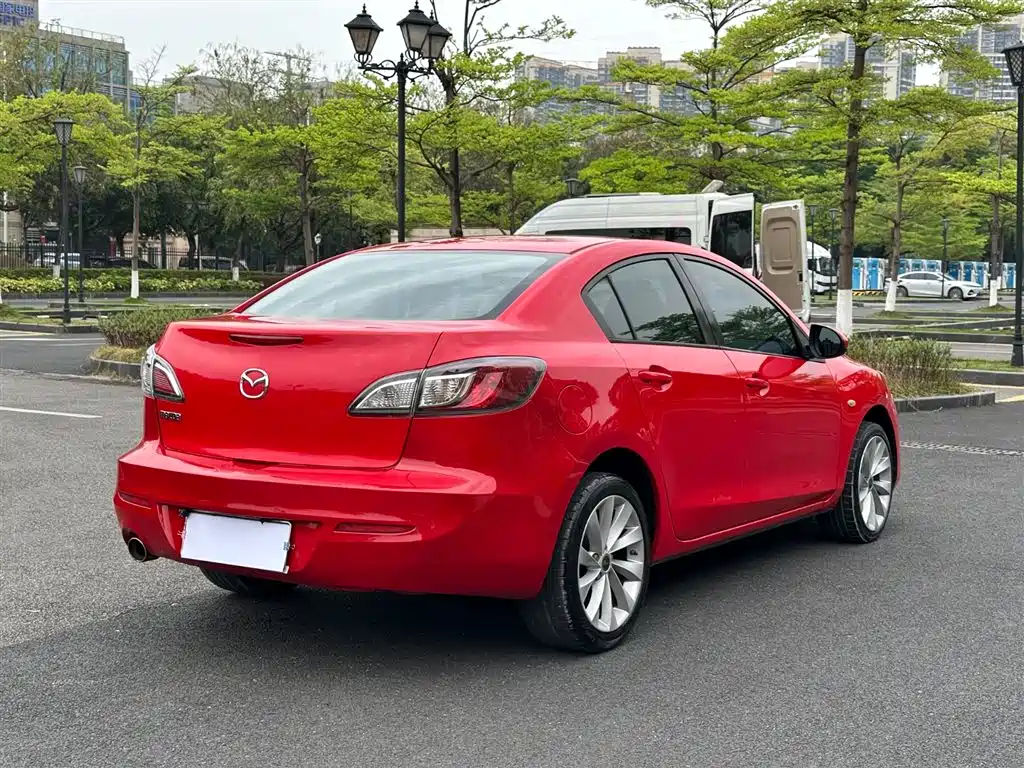 Mazda 3 Xingcheng 2012 — фото 17