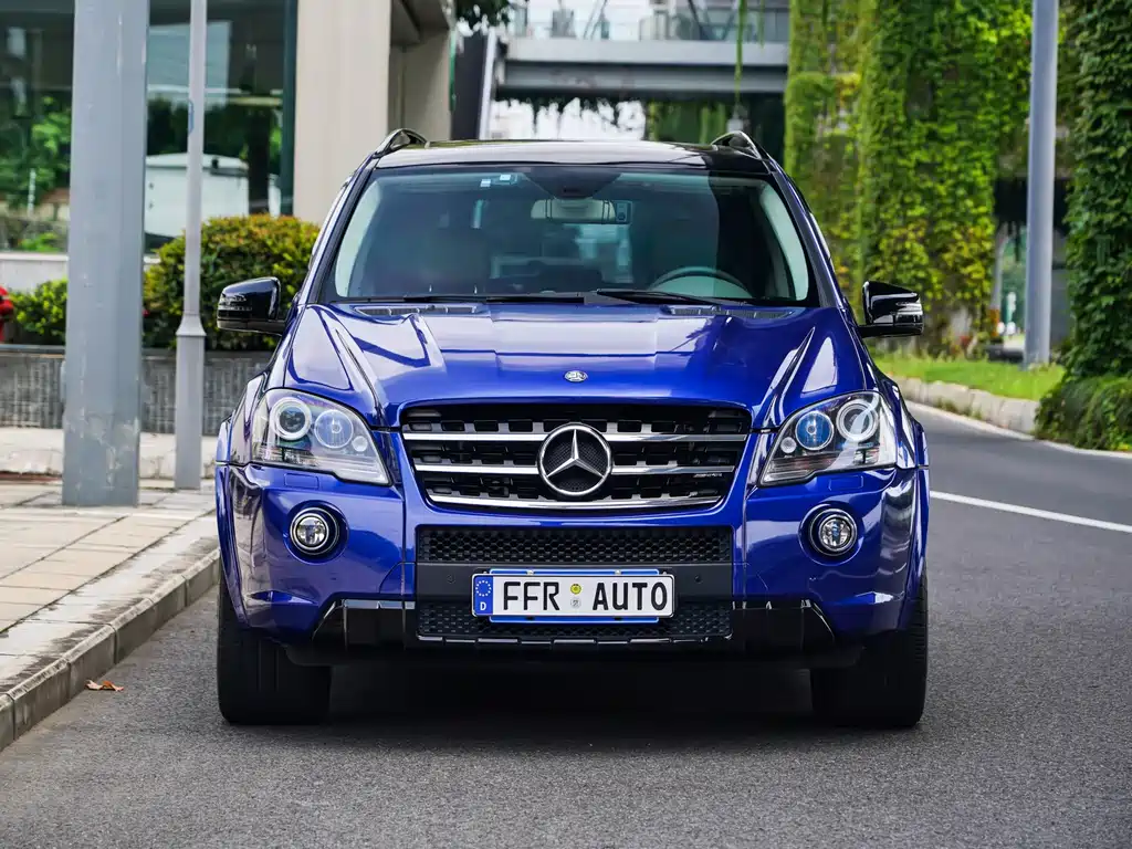 Mercedes-Benz M-Class AMG 2011 — фото 8