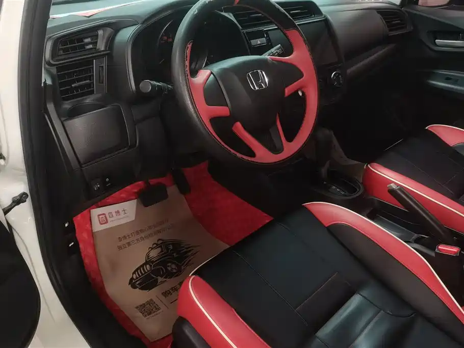 Honda Fit 2018 — фото 12