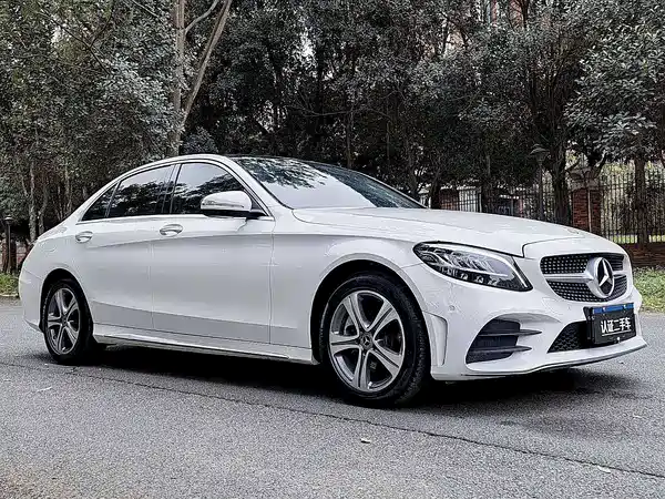 Mercedes-Benz C-Class 2020