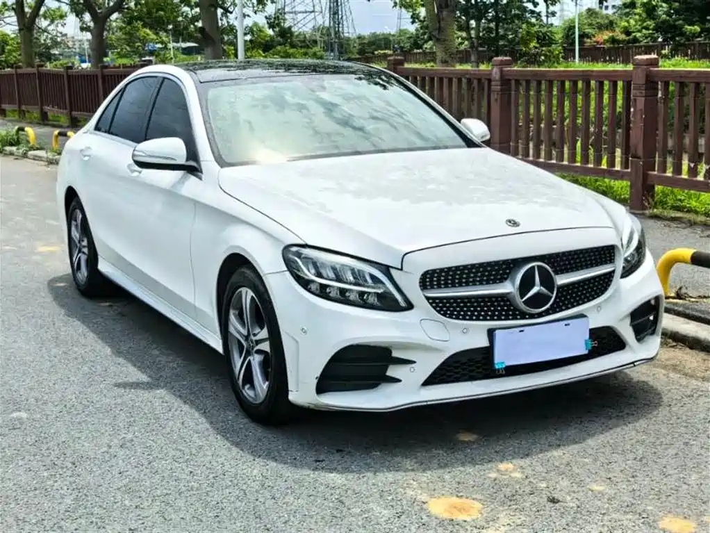 Mercedes-Benz C-Class 2020