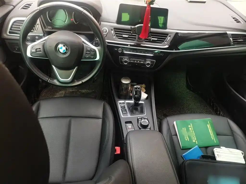 BMW 1 Series 2020 — фото 13