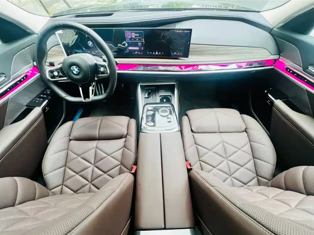 BMW 7 Series 2025 — фото 19