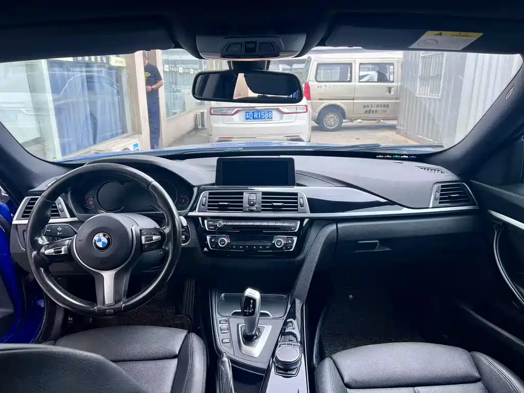BMW 3 Series GT 2019 — фото 11