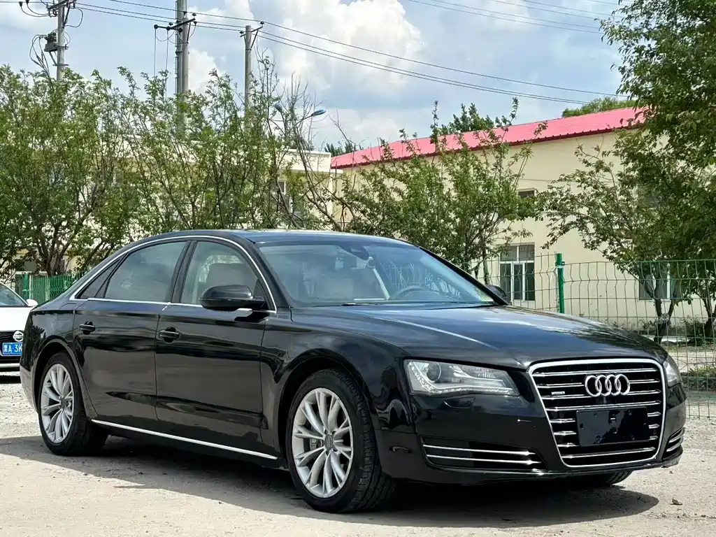 Audi A8 2013 — фото 3