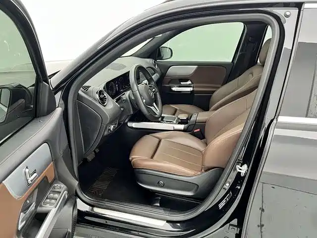Mercedes-Benz GLB 2020 — фото 18