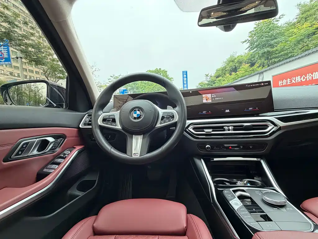 BMW 3 Series 2023 — фото 14
