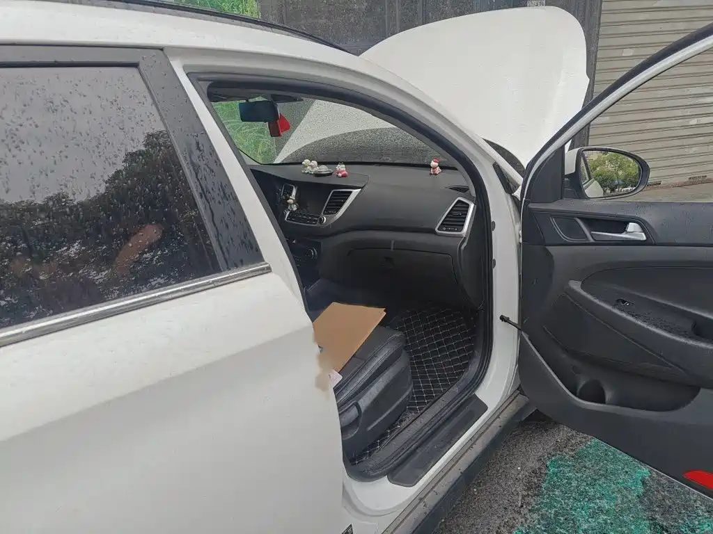 Hyundai Tucson 2018 — фото 20