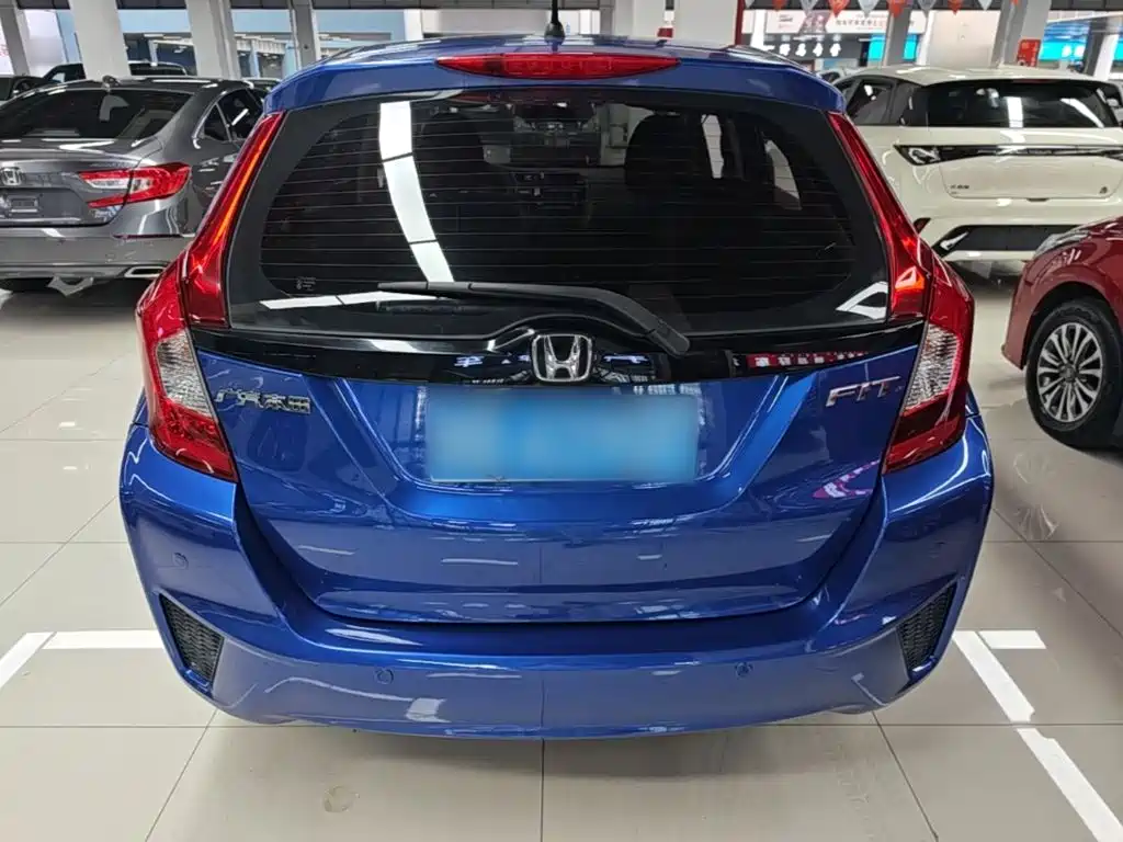 Honda Fit 2017 — фото 4
