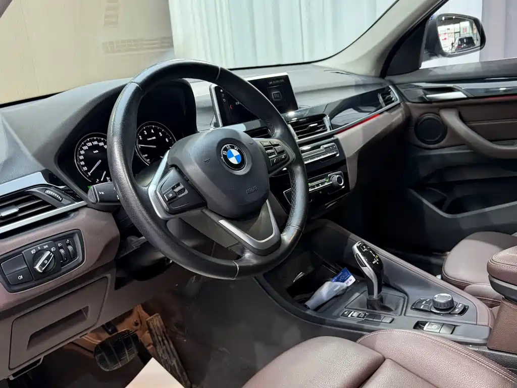 BMW X1 2020 — фото 7