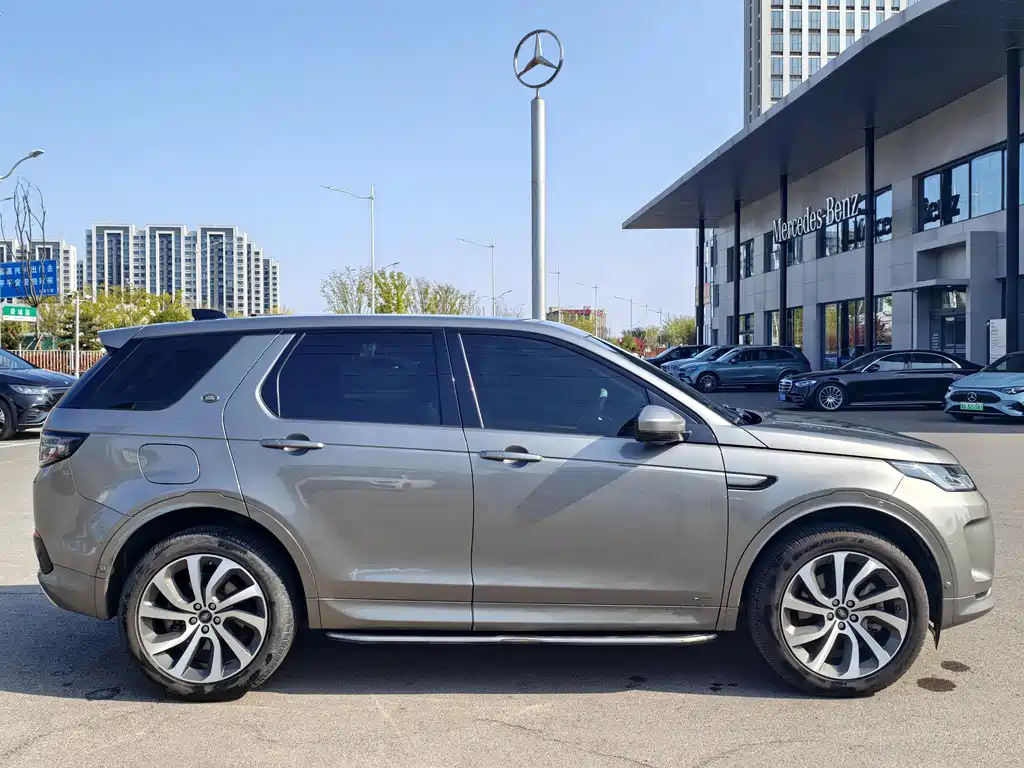 Land Rover Discovery Sport 2021 — фото 4