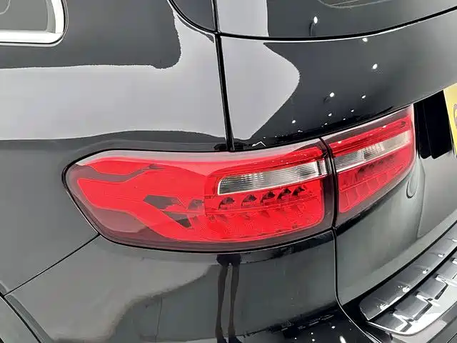 Mercedes-Benz GLB 2020 — фото 13