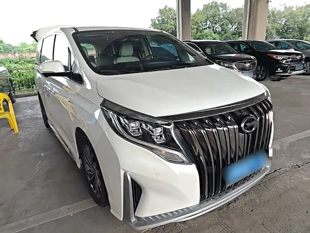 GAC Motor Trumpchi M8 2022 — фото 4